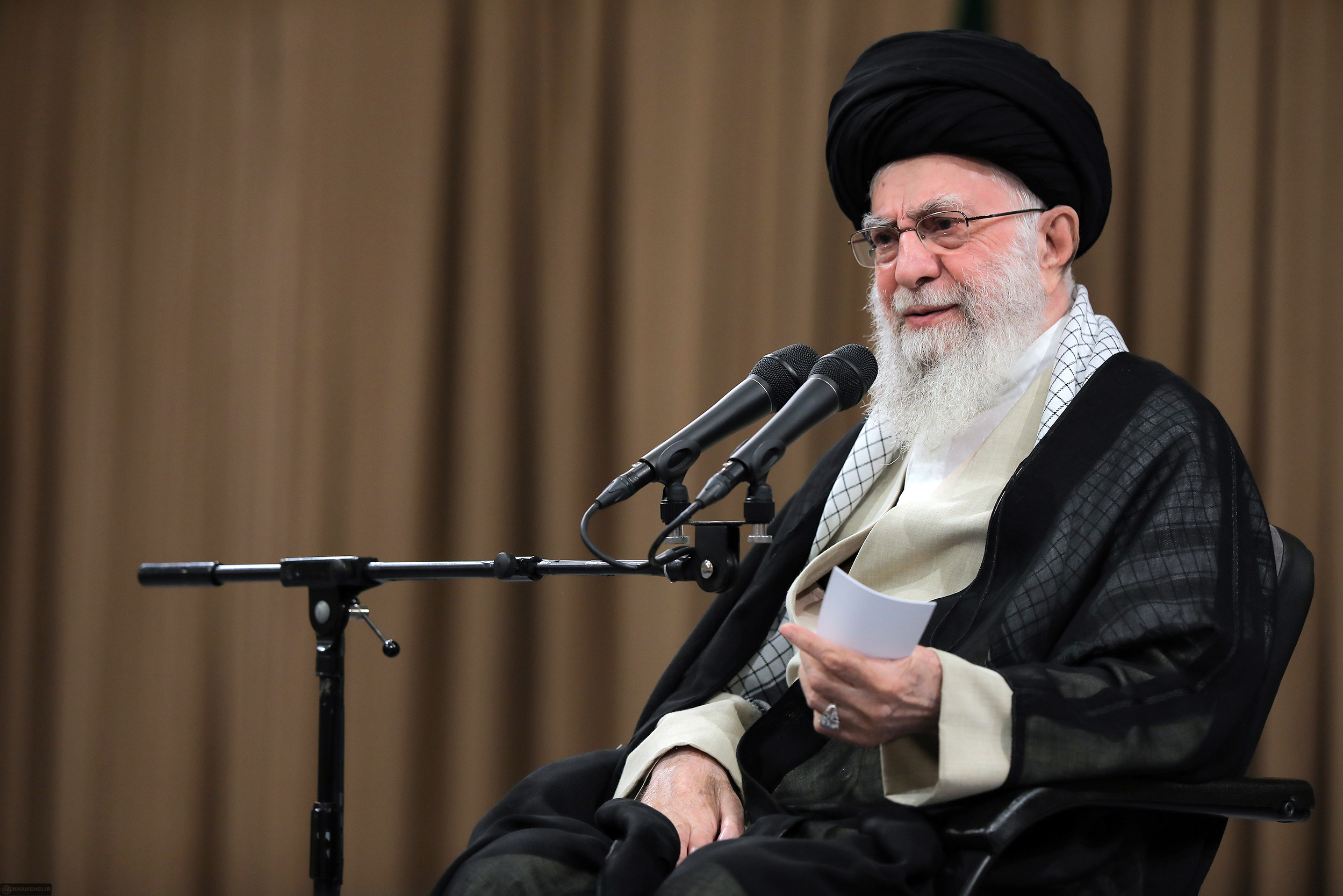 بیانات در دیدار رئیس و نمایندگان مجلس دوازدهم بیانات در دیدار رئیس و نمایندگان مجلس دوازدهم